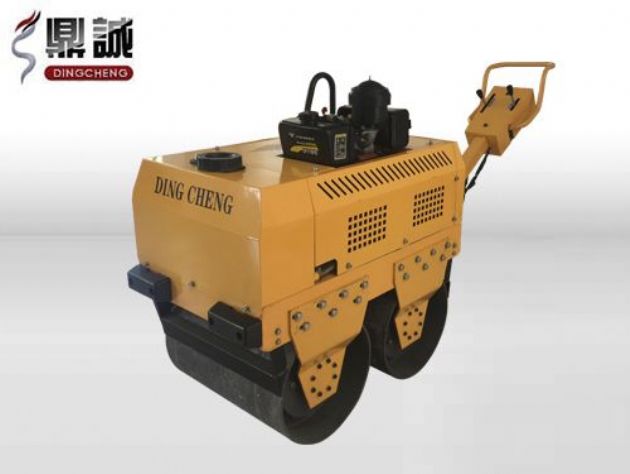 點(diǎn)擊查看詳細(xì)信息<br>標(biāo)題：DC-30C高配手扶式壓路機(jī) 閱讀次數(shù)：13207